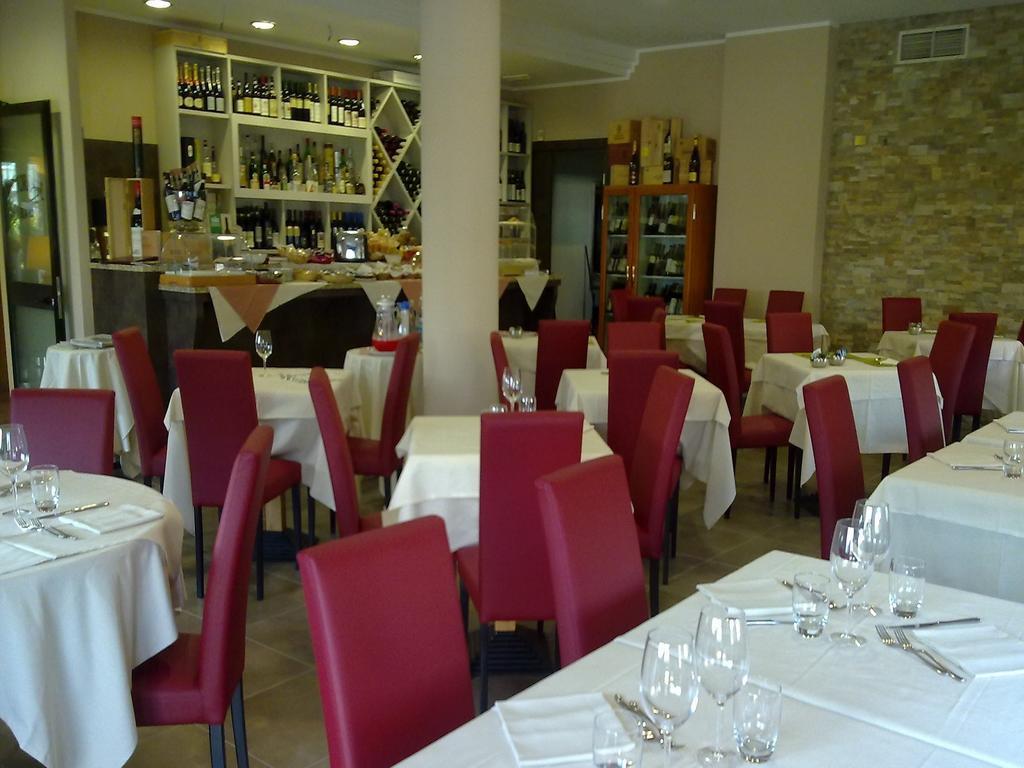 Hotel Des Alpes Rosta Δωμάτιο φωτογραφία