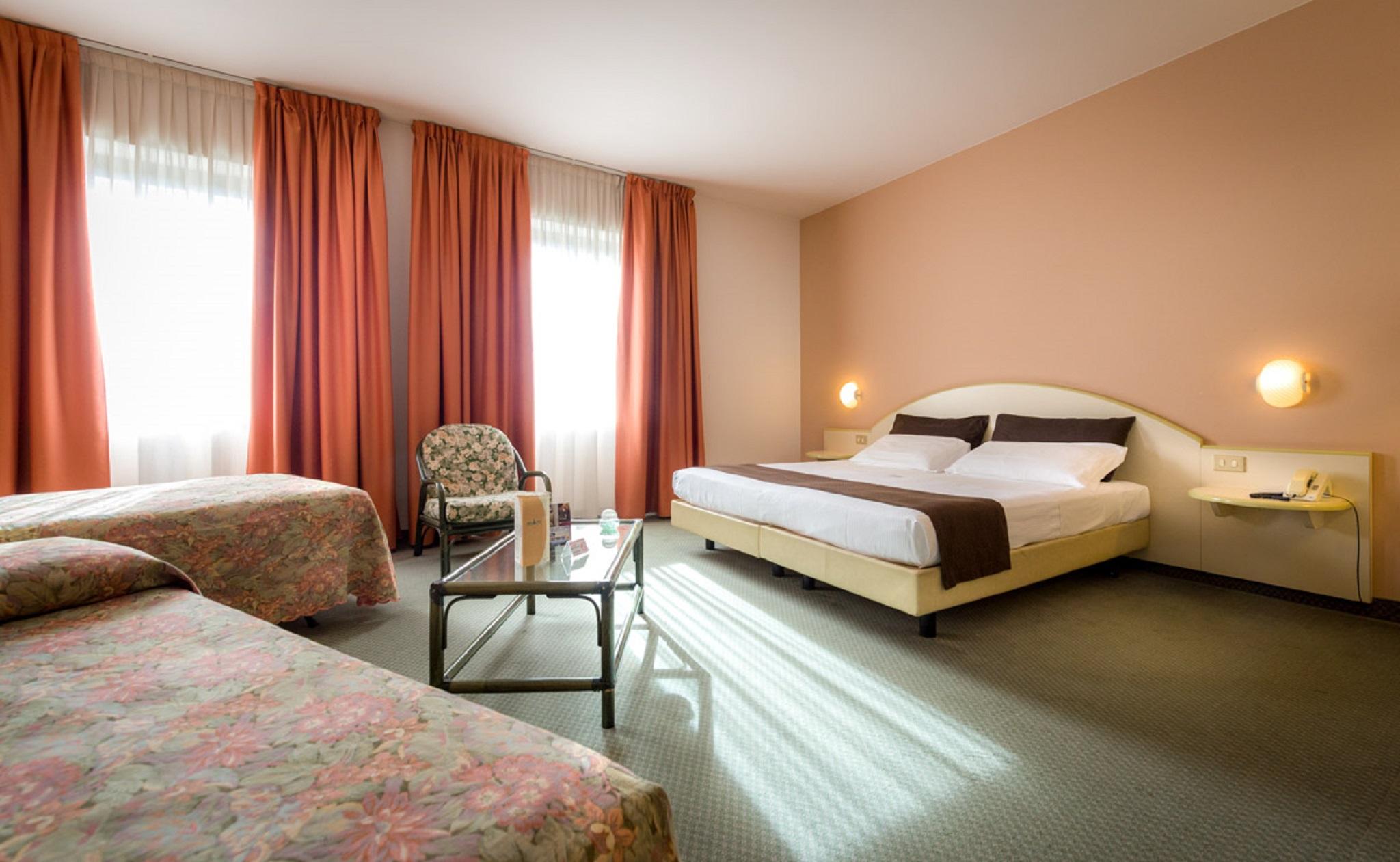 Hotel Des Alpes Rosta Εξωτερικό φωτογραφία