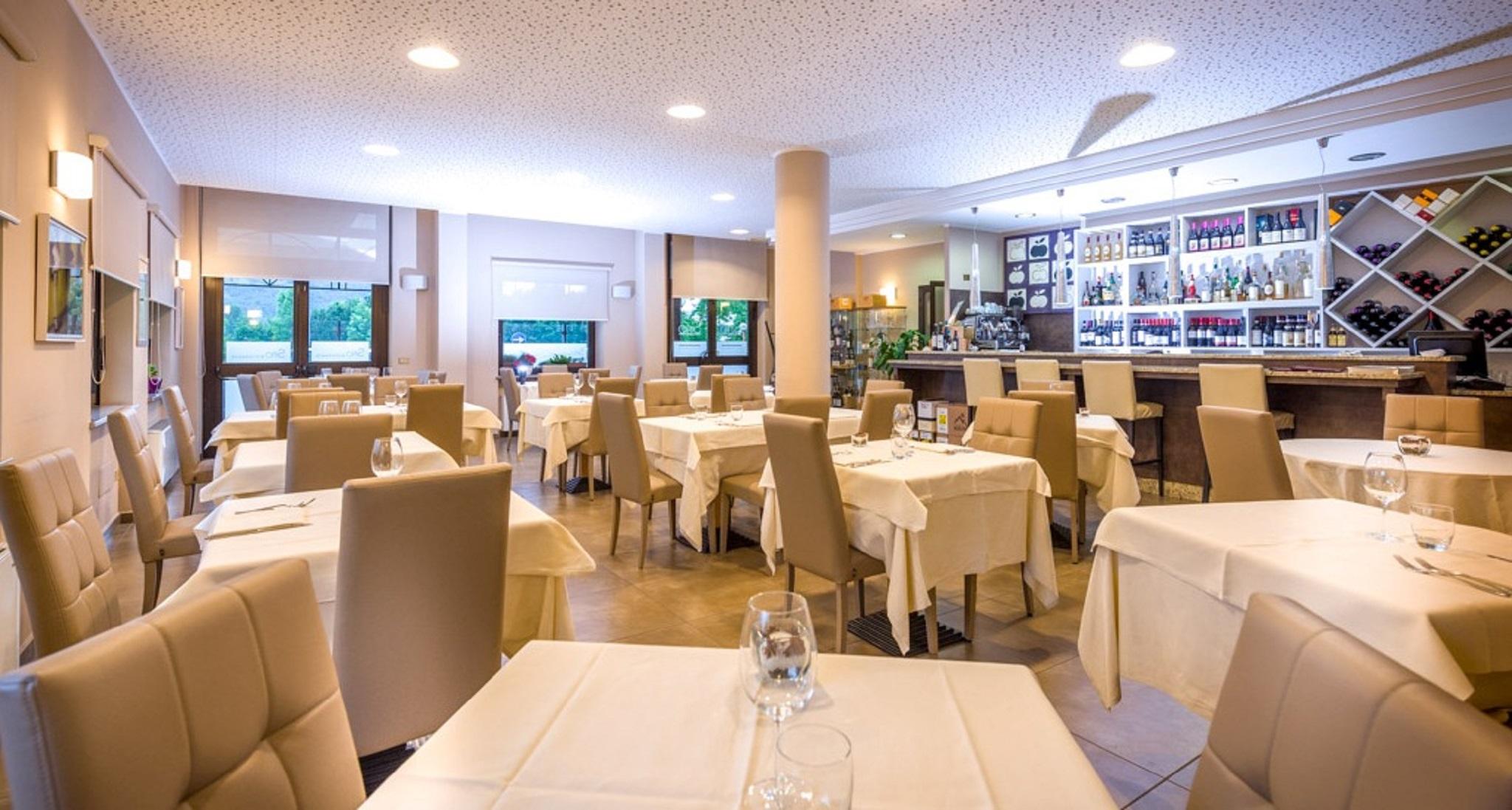 Hotel Des Alpes Rosta Εξωτερικό φωτογραφία