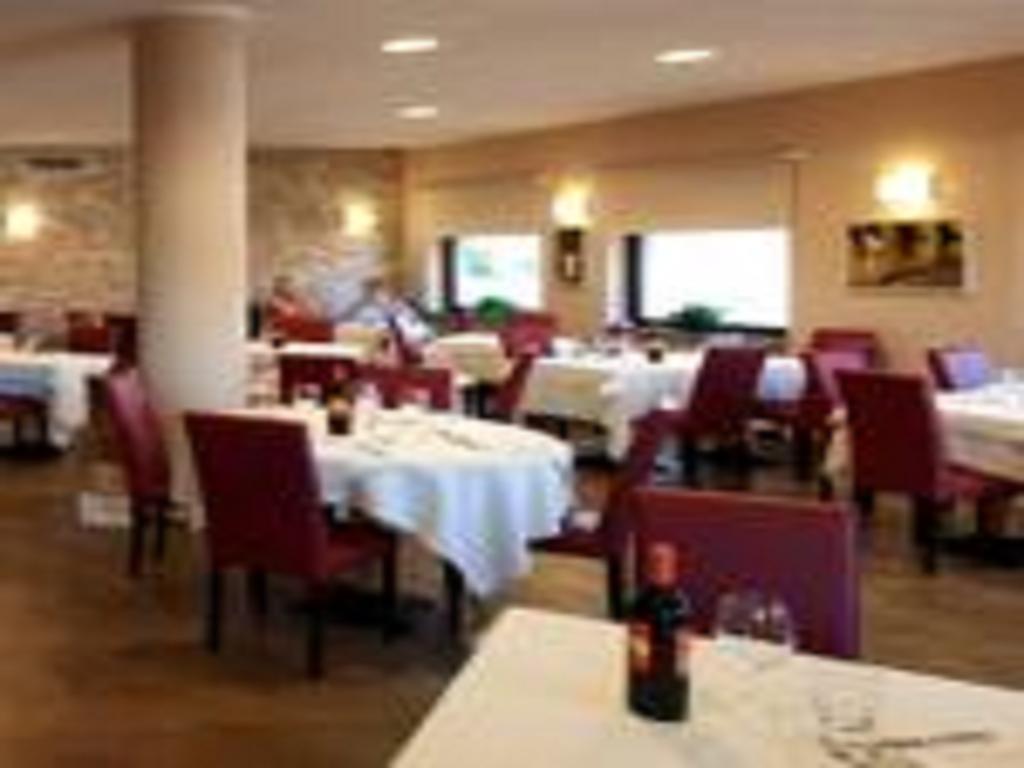 Hotel Des Alpes Rosta Εξωτερικό φωτογραφία