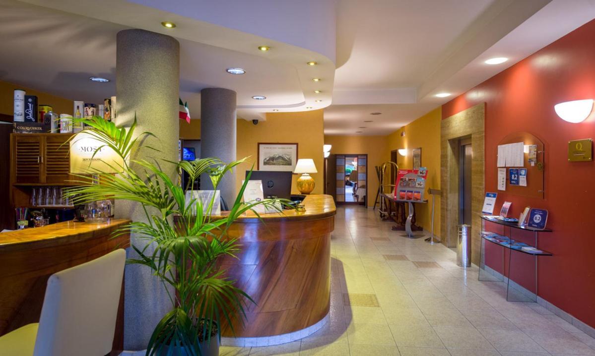 Hotel Des Alpes Rosta Εξωτερικό φωτογραφία